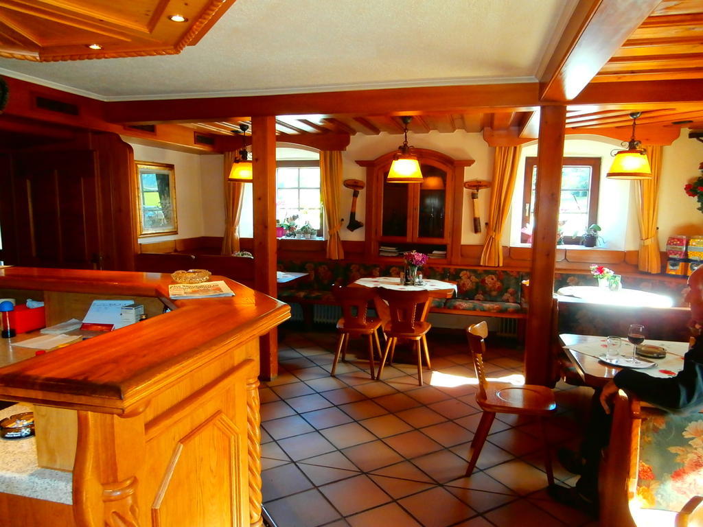 Gasthof Zum Loewen Sankt Jakob im Lesachtal ภายนอก รูปภาพ