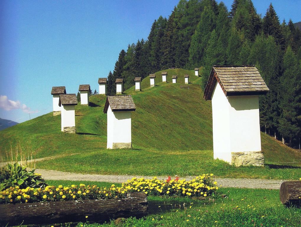 Gasthof Zum Loewen Sankt Jakob im Lesachtal ภายนอก รูปภาพ